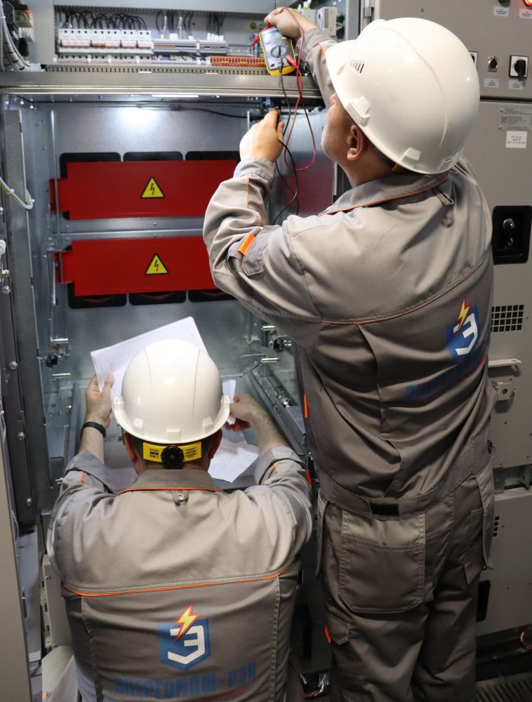 Испытание вводов и проходных изоляторов